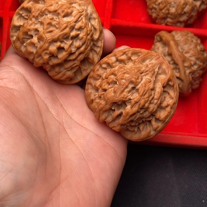 吊坠文玩核桃秦岭核桃树的栽培