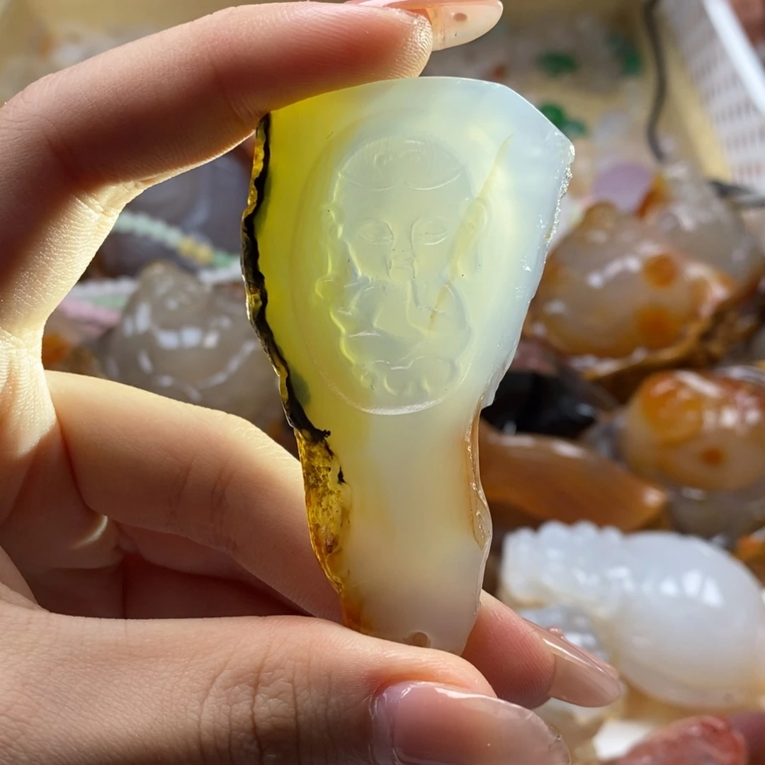 玛瑙/玉髓未镶嵌颈饰
