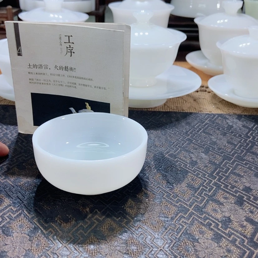 【闪购商品】不过这段日子的快乐都没有什么是比