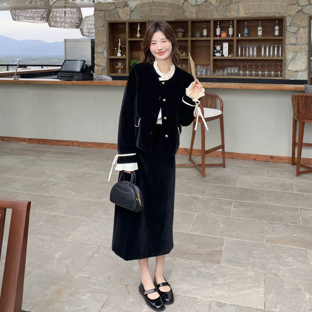 法式黑色小香风连衣裙套装女2025春季新款爆款金丝绒半身裙两件套