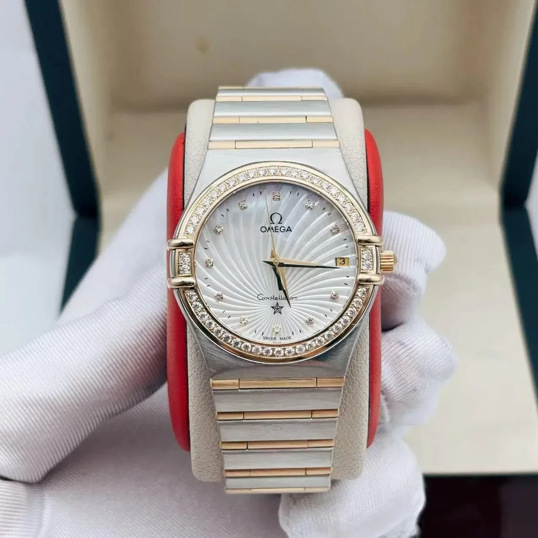 95新 Omega/欧米茄 33.5mm欧米茄星座后配贝母盘后配钻圈石英女士