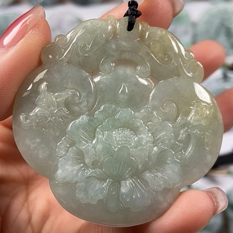 翡翠颈饰未镶嵌花开富贵福利