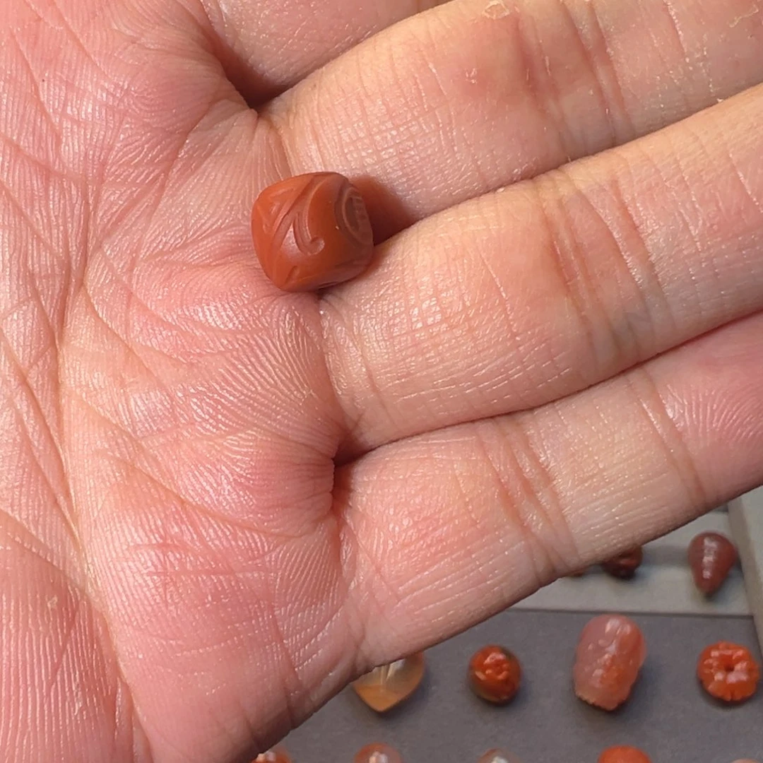 大***客未镶嵌南红玛瑙珠宝奇石博古老型9.7mm