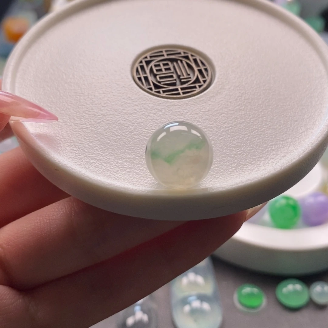 翡翠未镶嵌颈饰冰咖飘绿花圆珠卡13