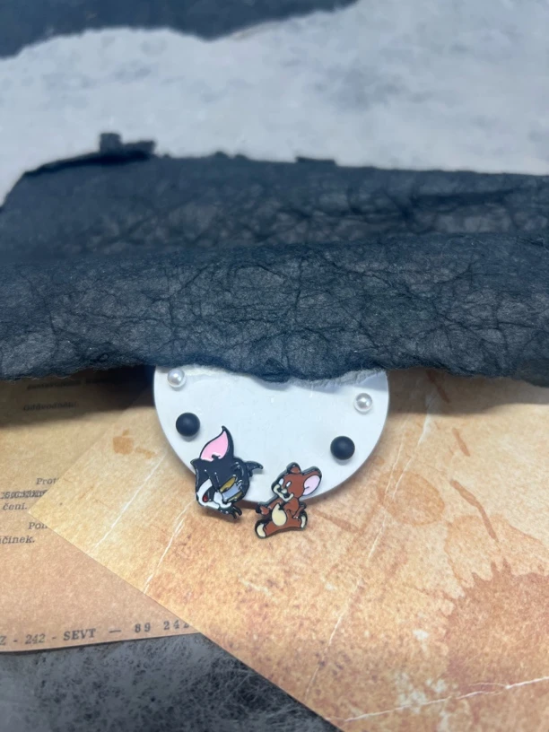 铜合金仿珍珠胸针 A344汤姆猫仿珍珠黑色女款耳饰耳钉