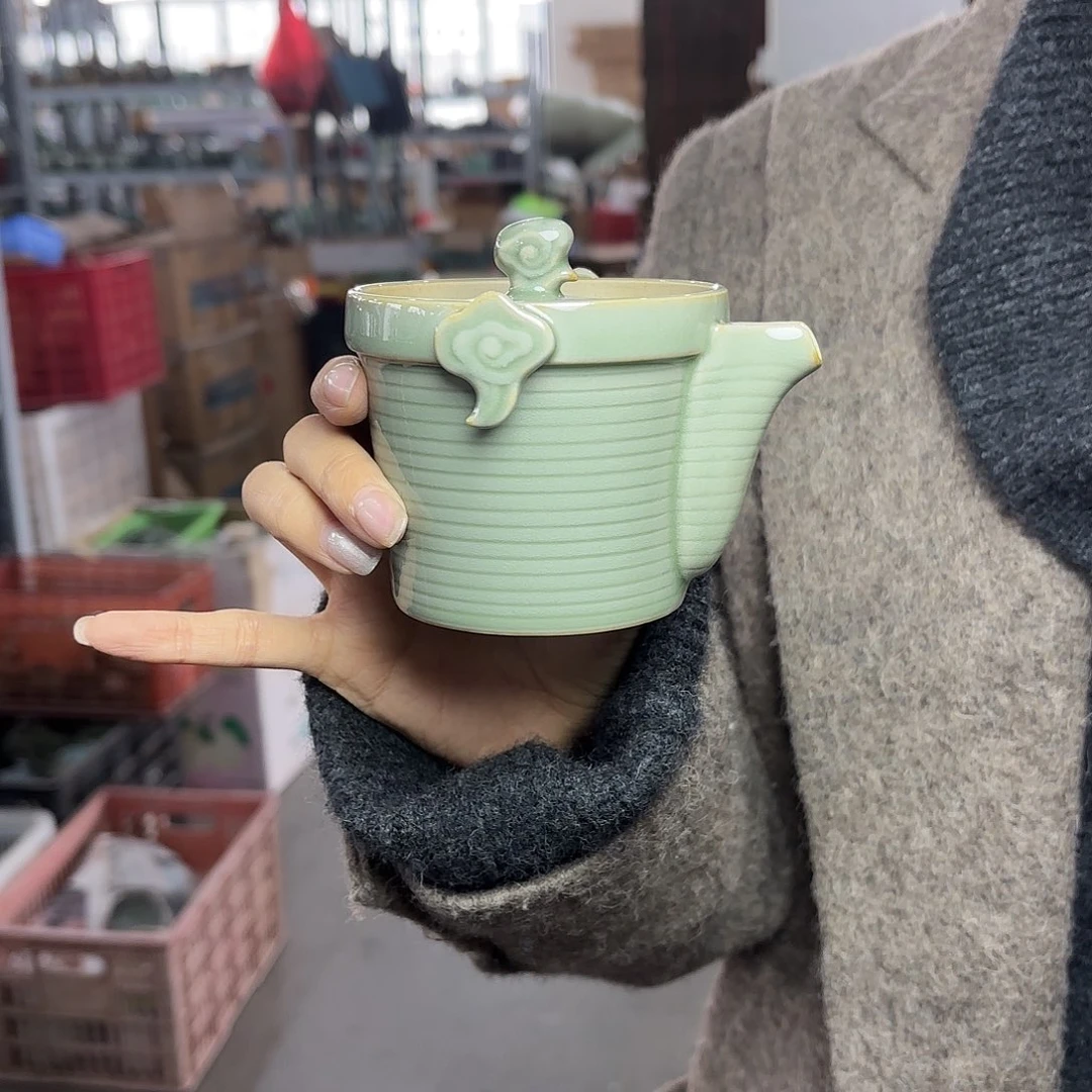 龙泉云间青瓷小米茶器