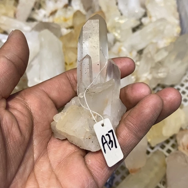 水晶水晶原石摆件未镶嵌