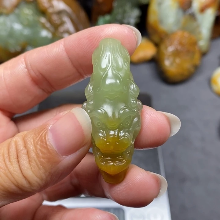 和田玉未镶嵌挂件