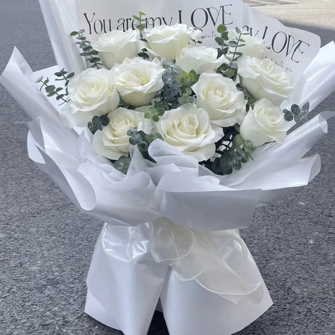 11支白玫瑰纯洁的爱恋