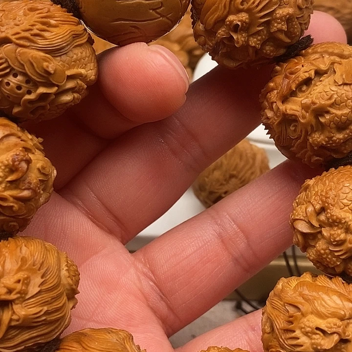 爱***地橄榄核吊坠橄榄核