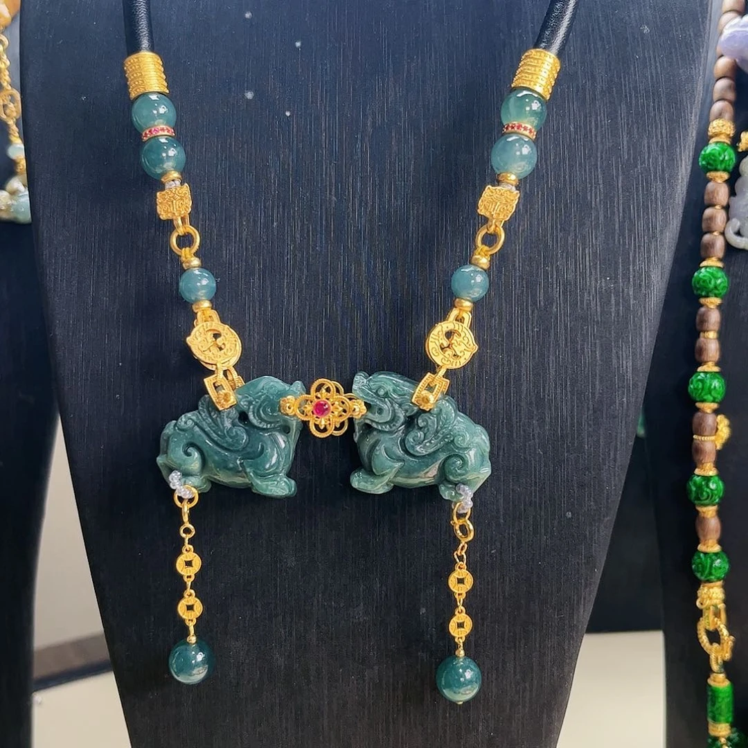 【闪购商品】翡翠吊坠(赠链)未镶嵌福利