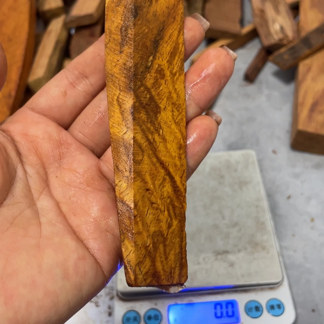 黄花梨/降香黄檀T****U