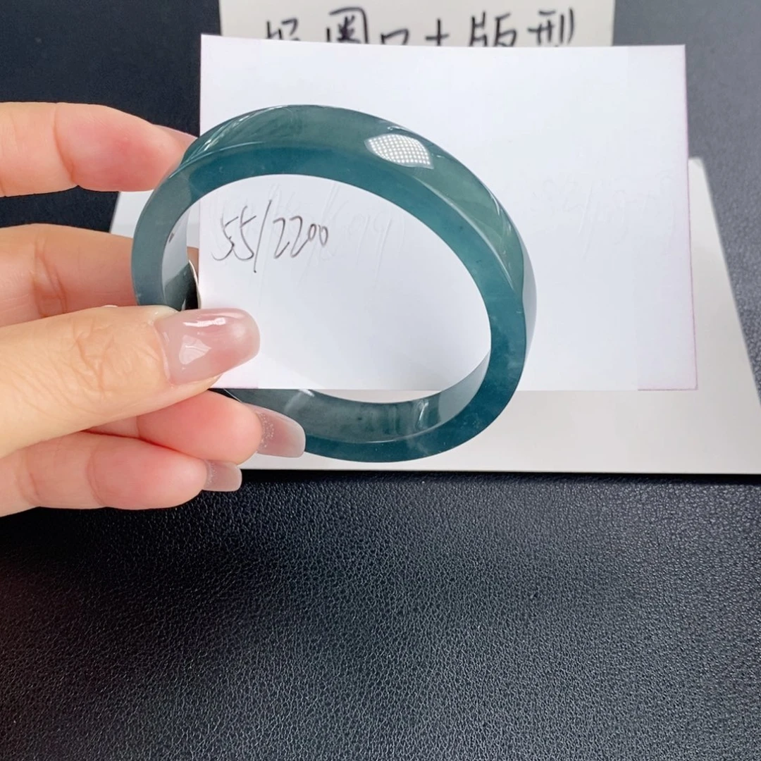 翡翠未镶嵌手镯天然翡翠