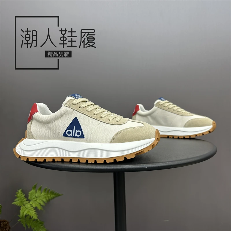 潮牌男鞋2025秋季新款舒适百搭时尚休闲鞋潮流低帮厚底增高运动鞋
