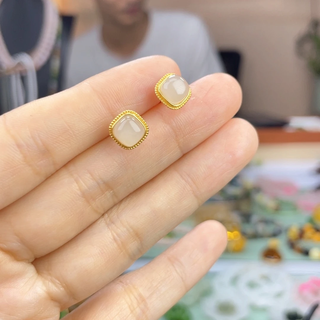 和田玉银S925镶嵌耳饰