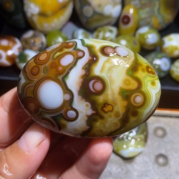 未镶嵌玛瑙/玉髓珠宝半成品135