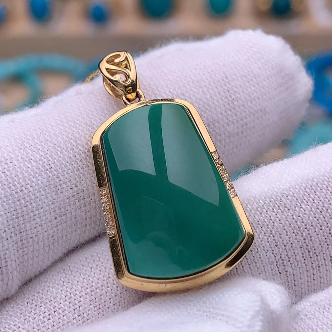 绿松石18K金镶嵌珠宝奇石