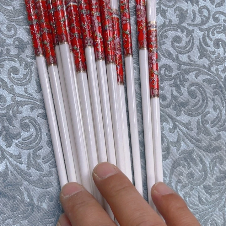 瓷片珐琅彩筷子八双位数