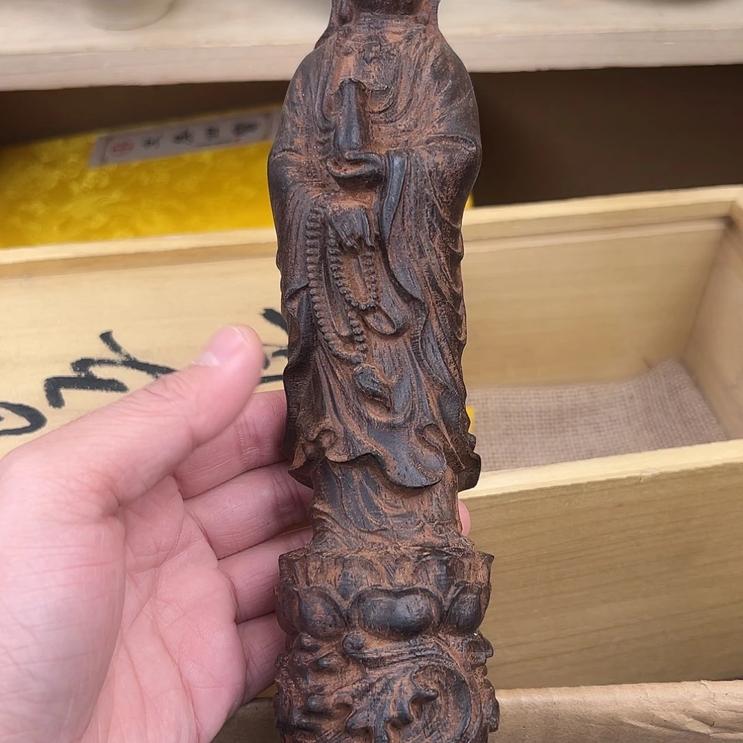 沉香碎屑沉香好吧那我们也早点回去