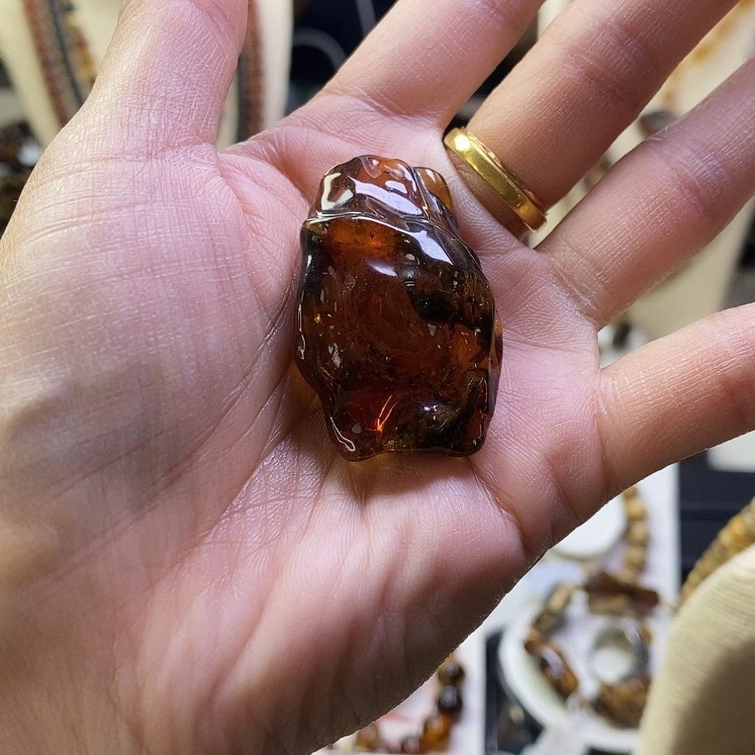 小***桃琥珀未镶嵌裸石金珀老料约6.9g