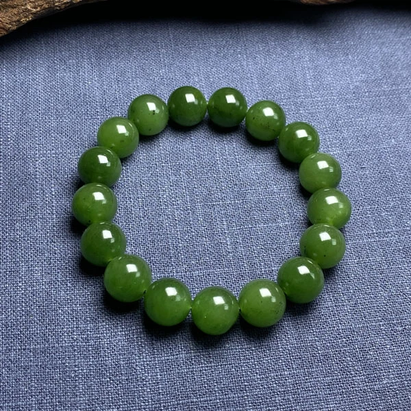 和田玉碧玉乌兰海猕猴桃冰阳绿手串12mm（微平头）