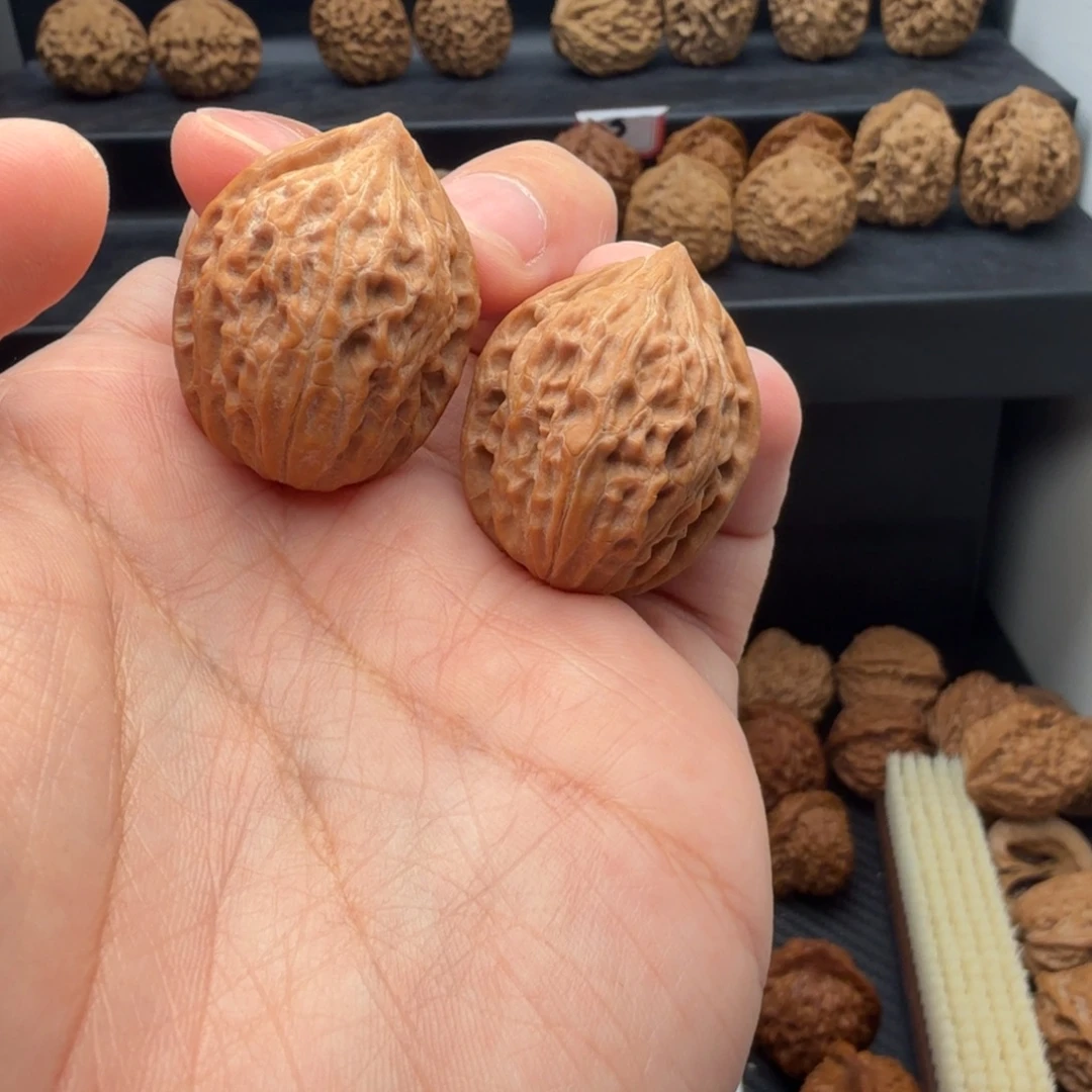 文玩核桃吊坠野生小小鸡心边27