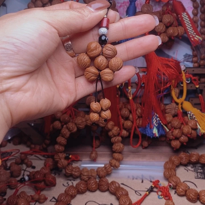 桃核吊坠龙纹桃枭