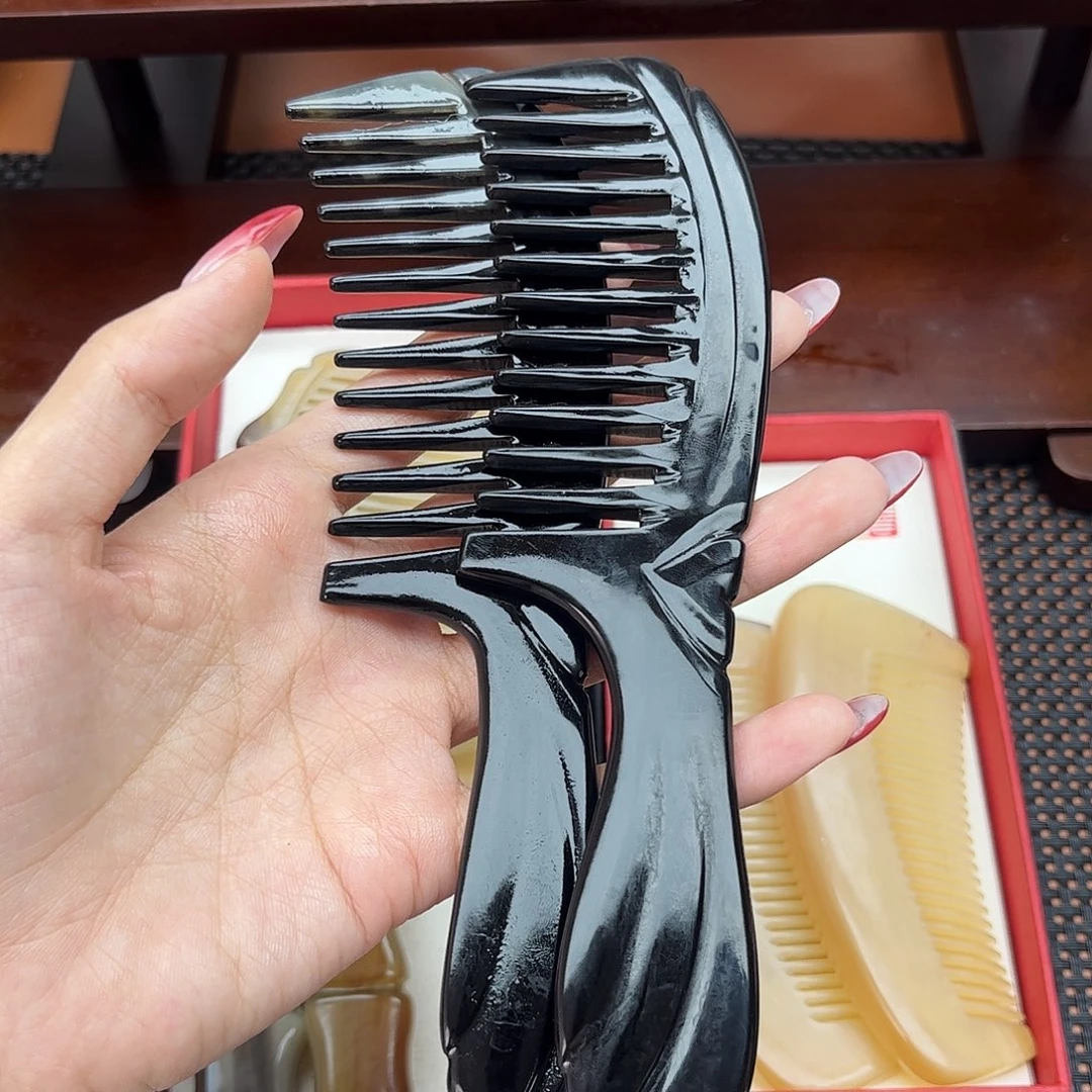 手工制作纯牛角梳子