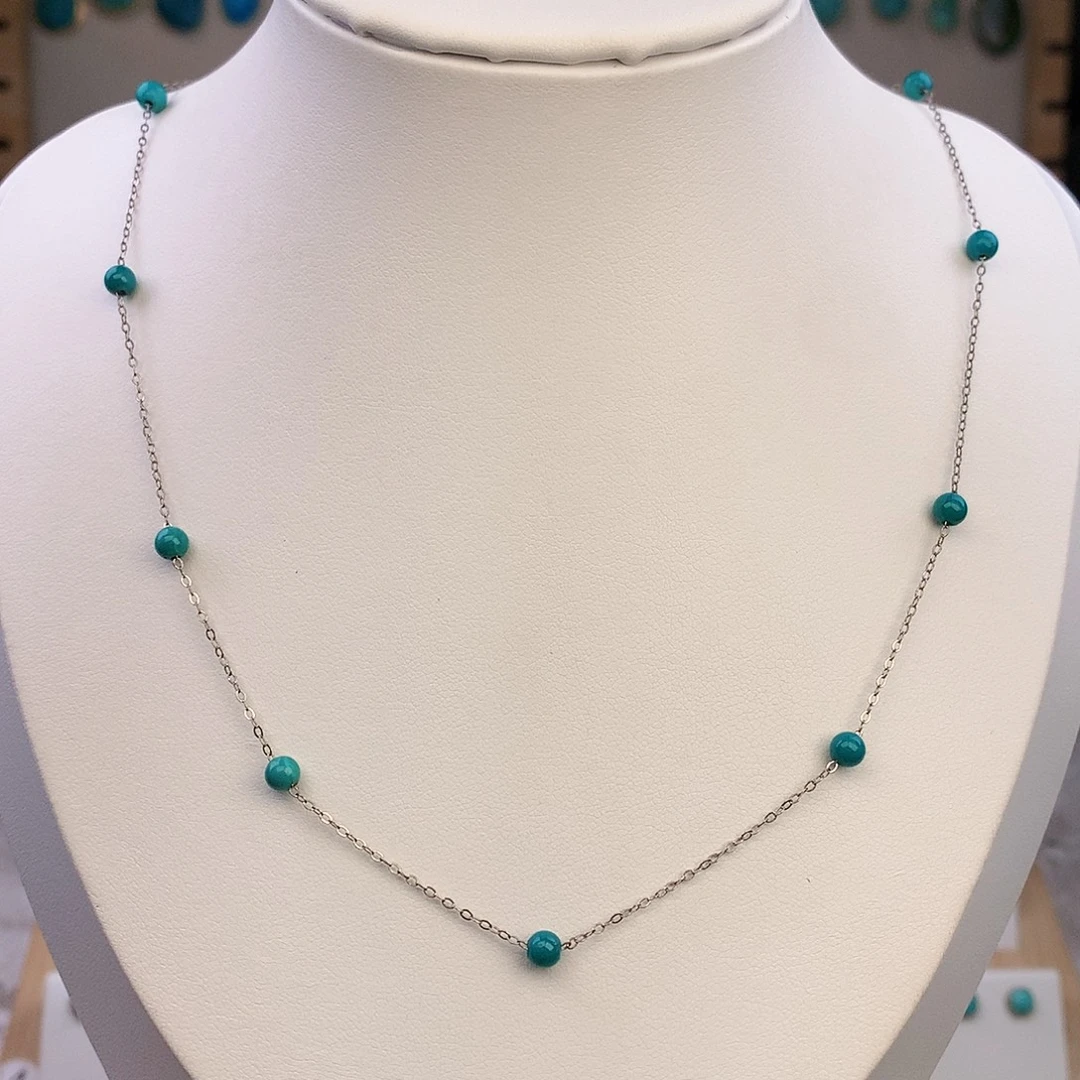 绿松石未镶嵌颈饰