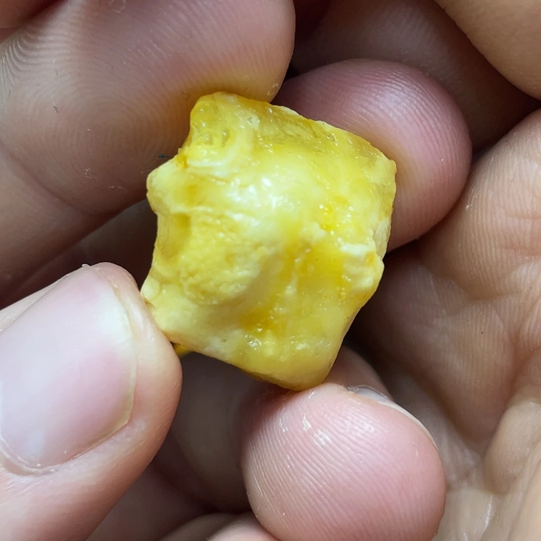 未镶嵌定制琥珀定制