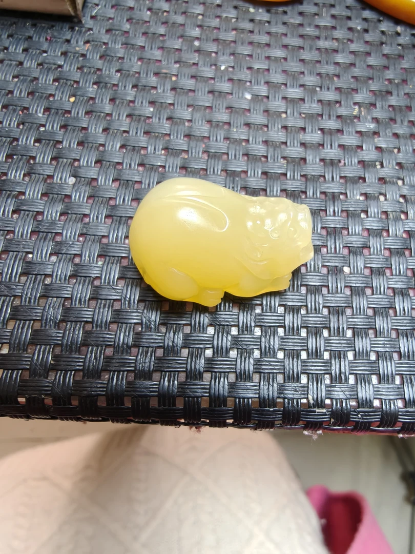 精品黄龙玉貔貅挂坠