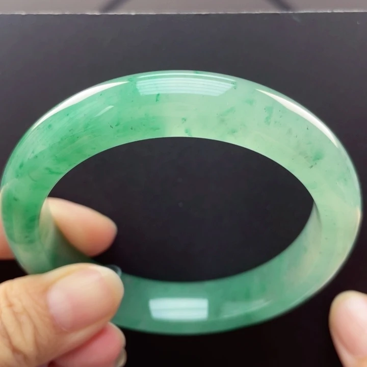 石英质玉手镯未镶嵌58-59