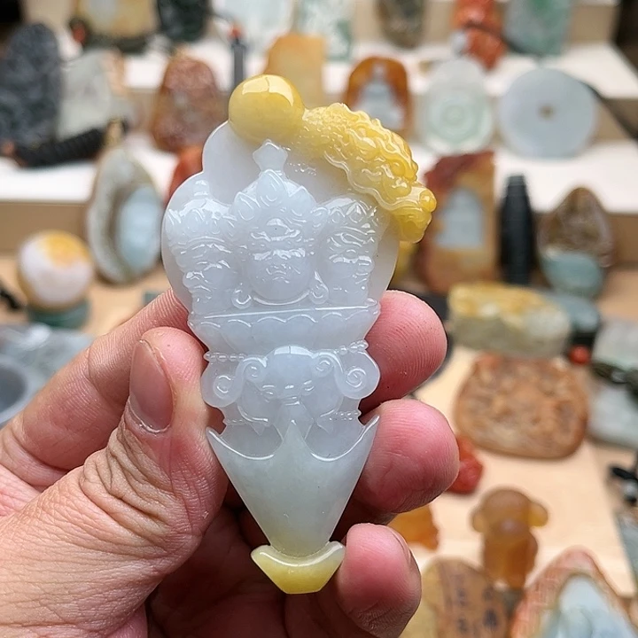 【闪购商品】翡翠未镶嵌颈饰