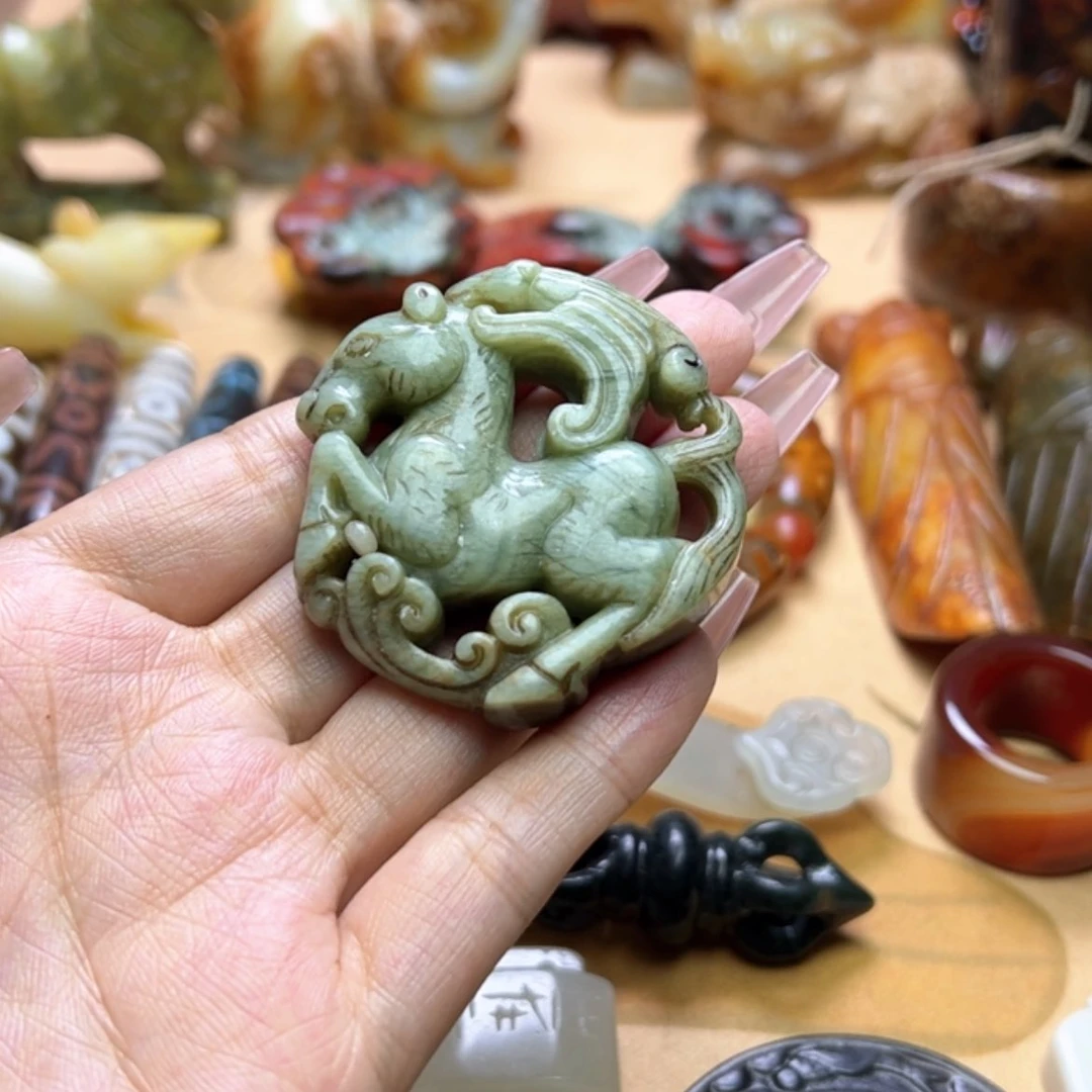 【闪购商品】蛇纹石玉颈饰未镶嵌