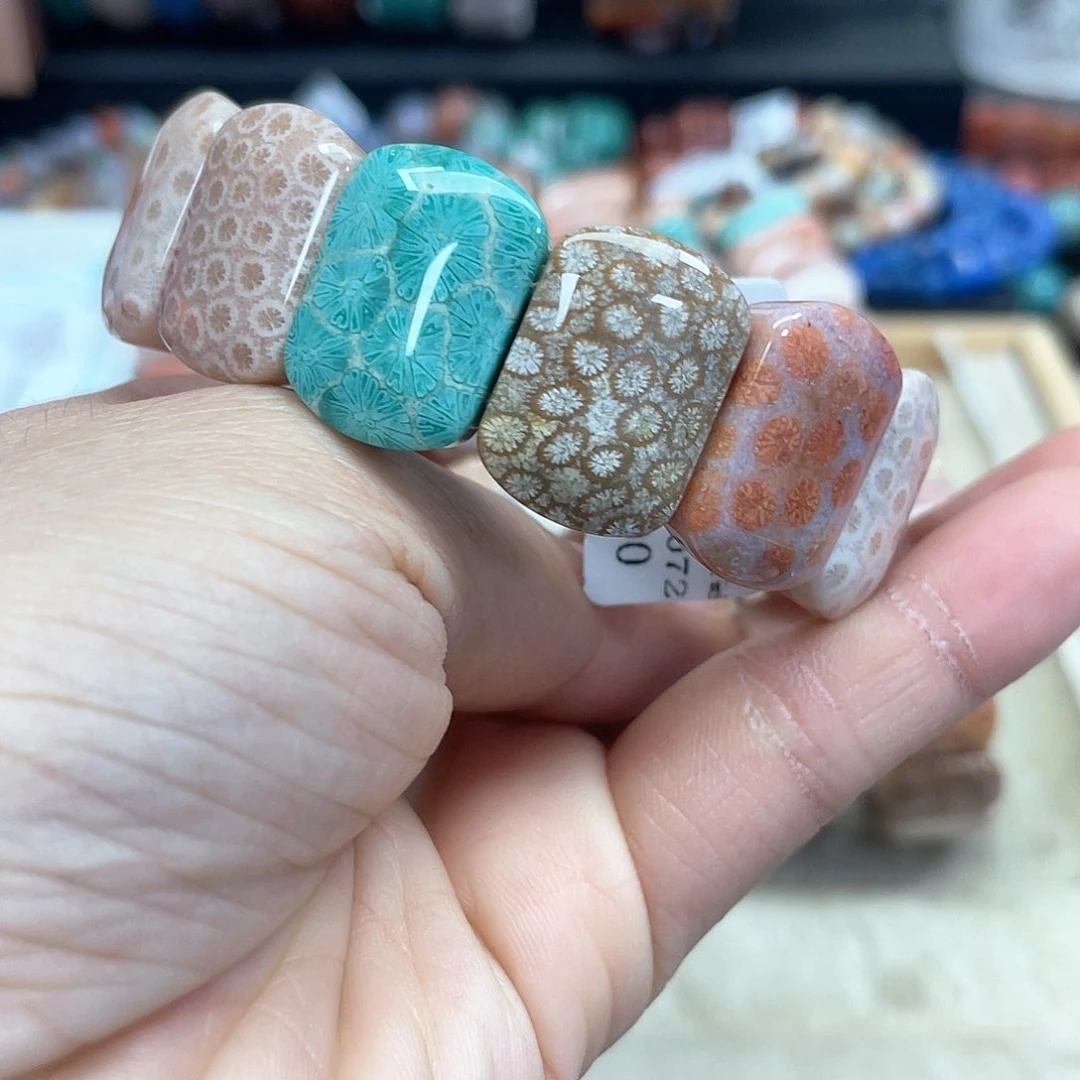 硅化珊瑚（珊瑚玉）手串未镶嵌米***姑804