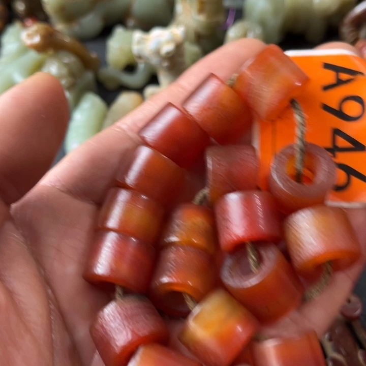 玛瑙/玉髓未镶嵌颈饰九*璧