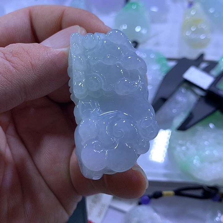颈饰未镶嵌翡翠天然翡翠A货吊坠