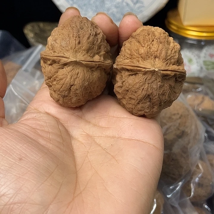 把件文玩核桃云南铁核桃基地46