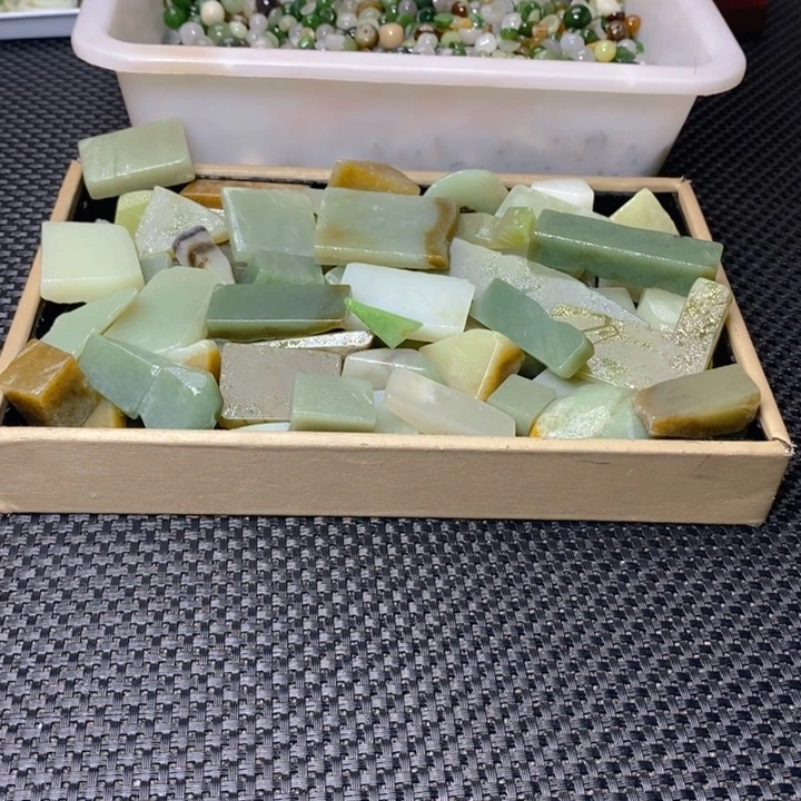 和田玉（糖玉）珠宝半成品未镶嵌艾**织