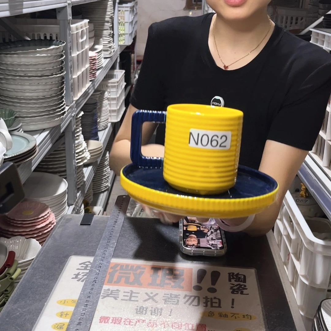 瓷片062               2杯2盘