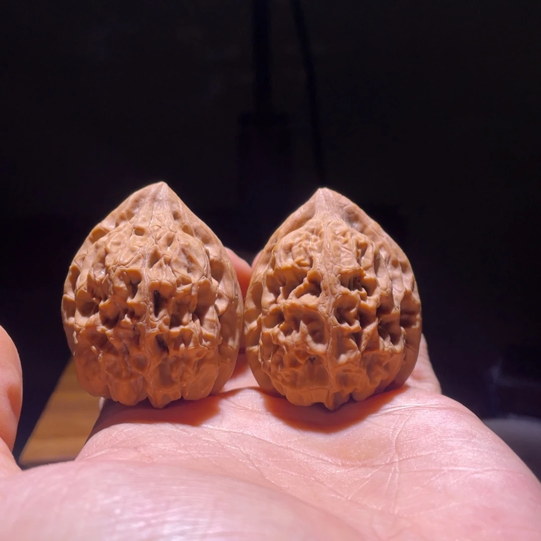 d***y吊坠文玩核桃45肚至尊宝