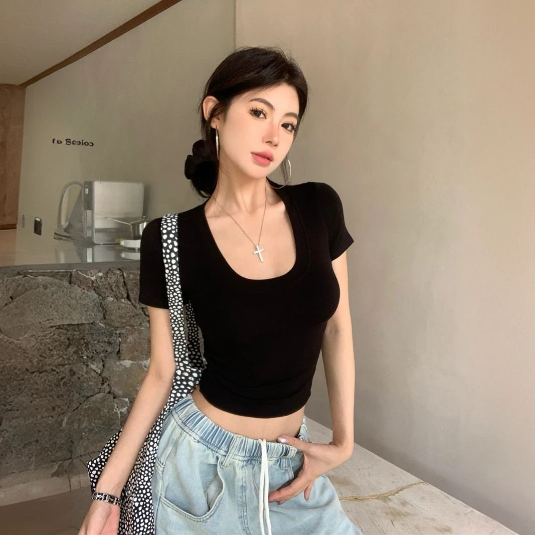 黑色U领露腰短袖T恤女夏季新款辣妹紧身短款正肩后背镂空低领上衣