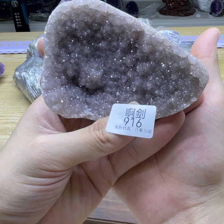 未镶嵌水晶大型摆件（非配饰）