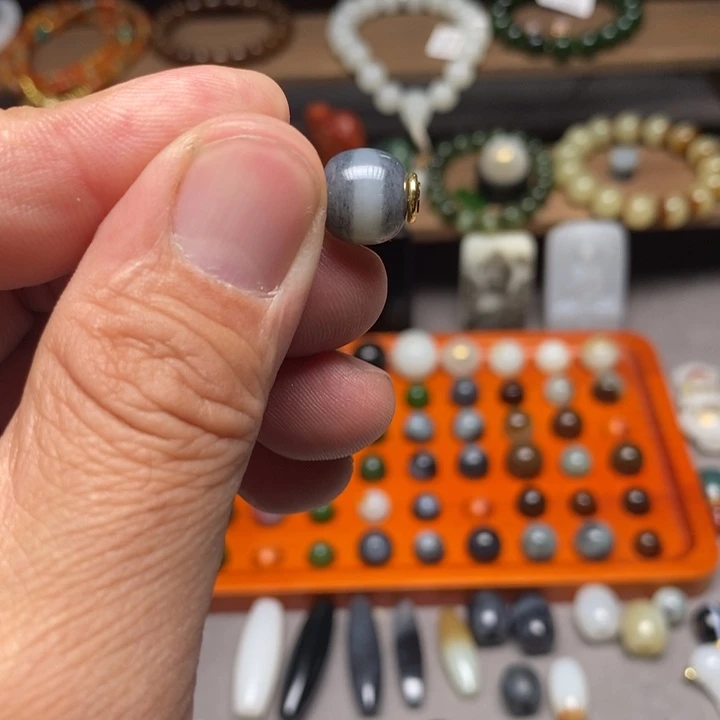 小***庄和田玉未镶嵌手链