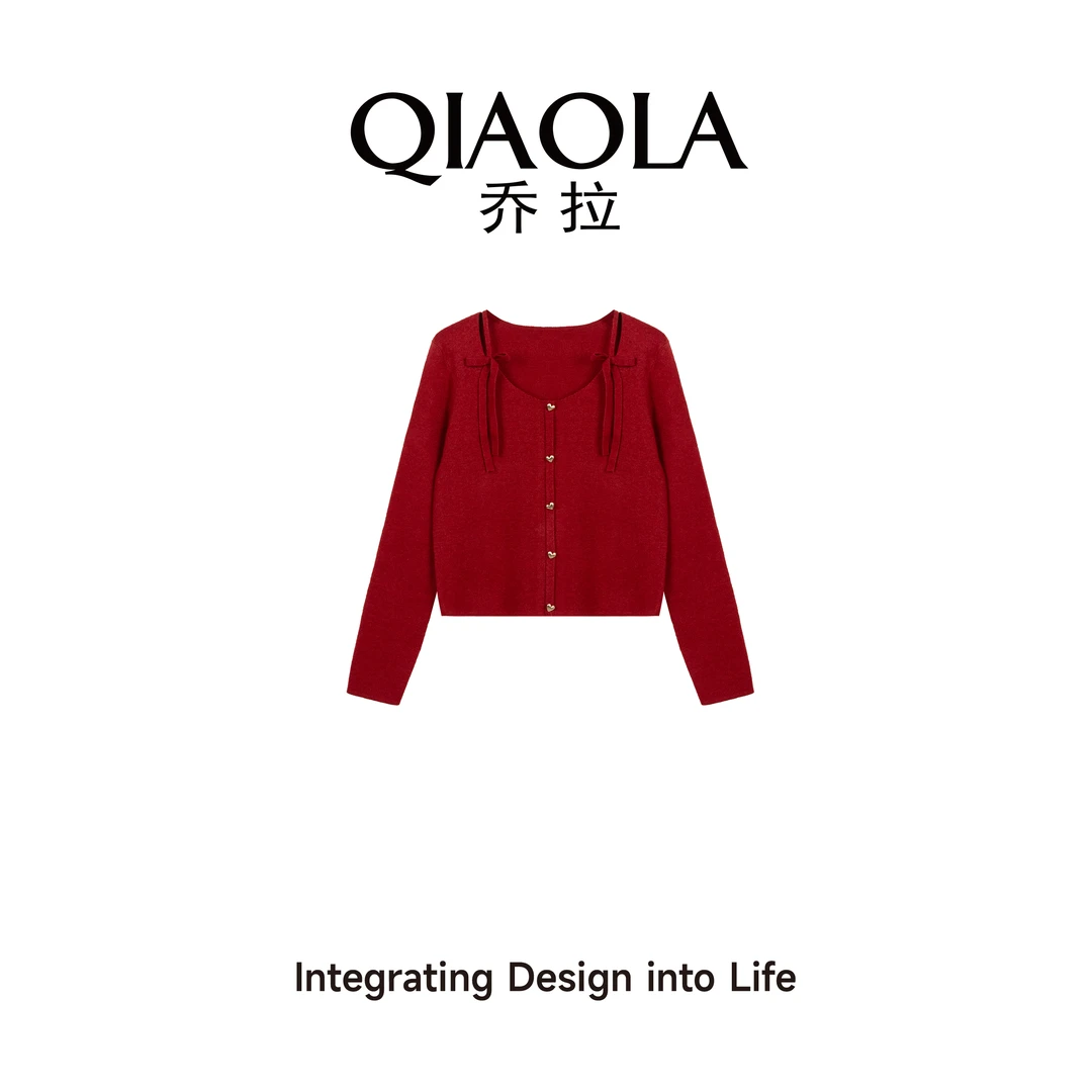 QIAOLA/乔拉【怦然心动】秋冬季安哥拉毛织爱心扣绑带百搭毛衣预售