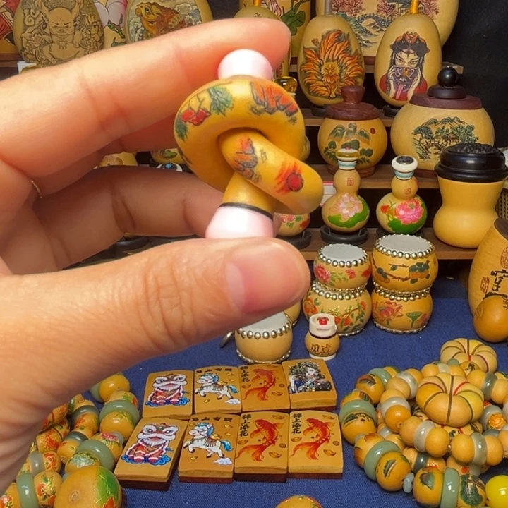 大叶紫檀（黑酸枝木类）