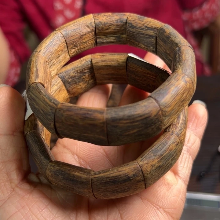 沉香手串身身22克卡18多样性发1条