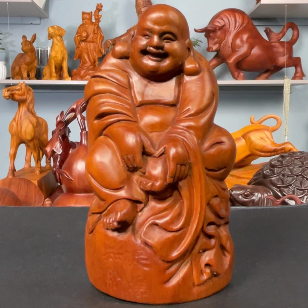 香樟木知足常乐弥勒佛车载摆件（红豆）