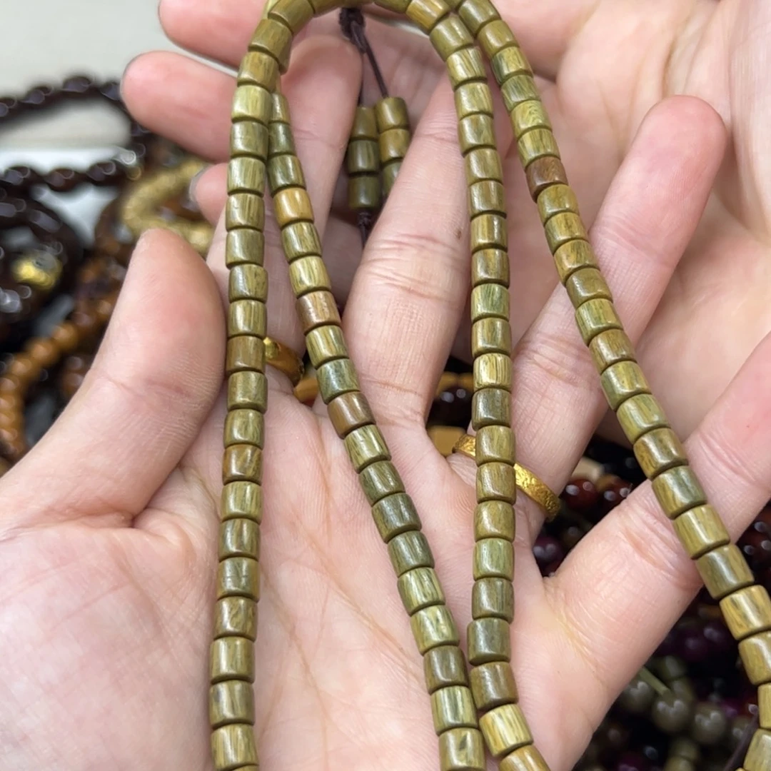 维腊木（绿檀）无事牌