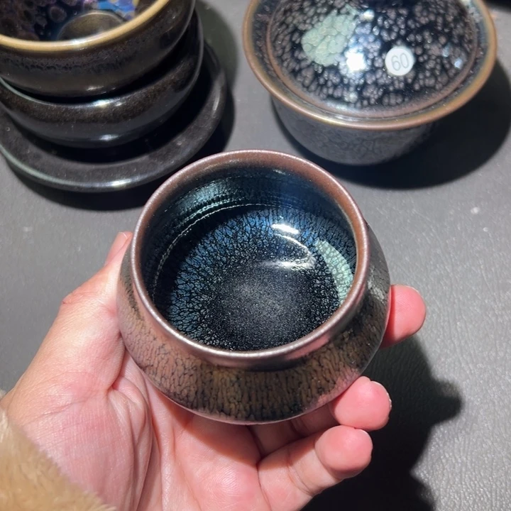 茶盏这个时候才开始准备